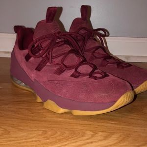 Nike LeBron 13 Lows Team Red Gum